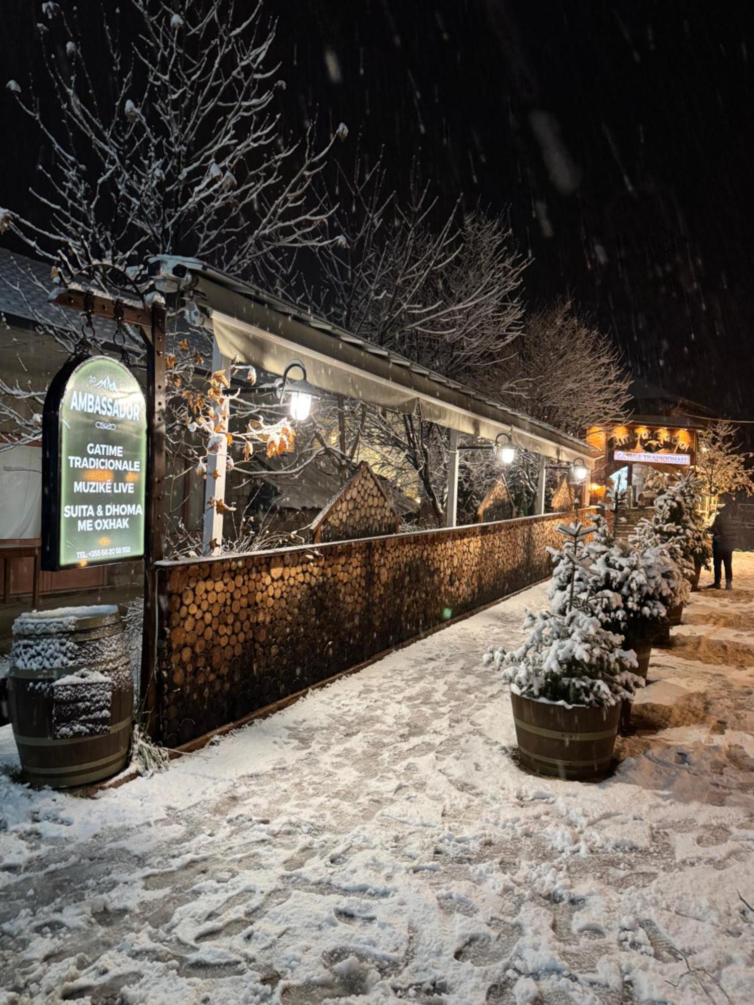 Hotel Ambassador Voskopojë Exterior foto